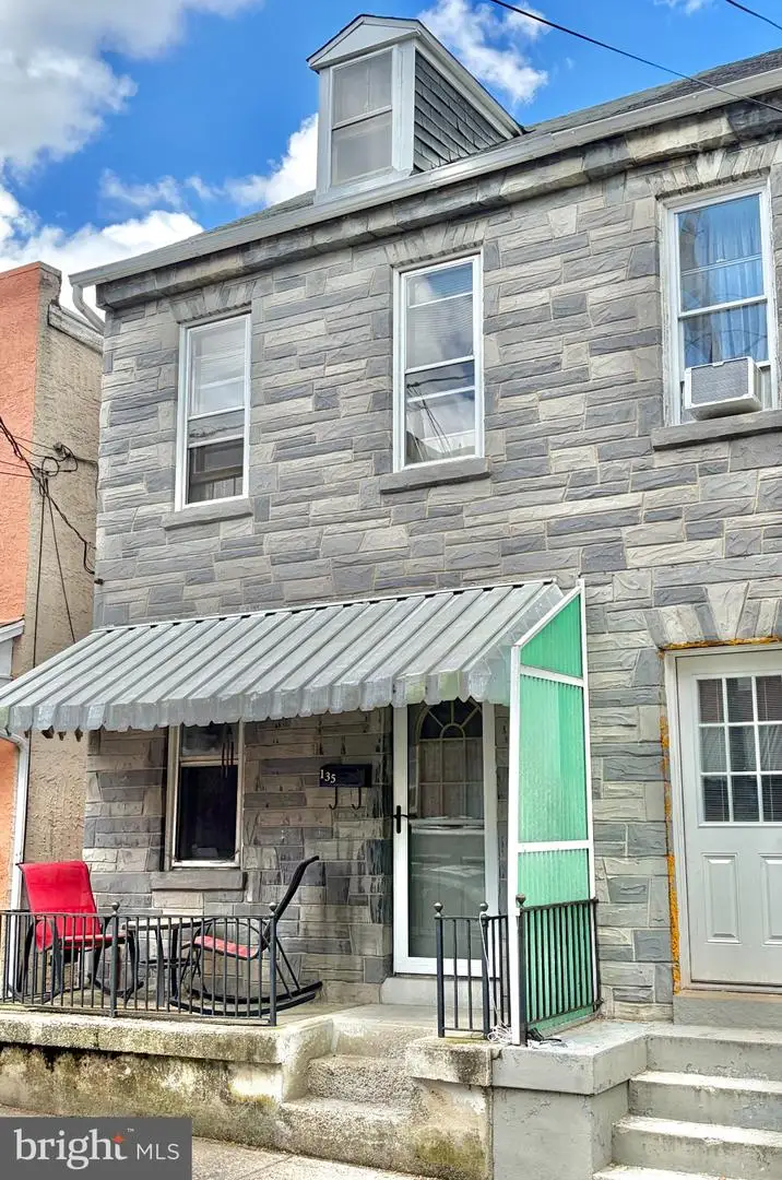 135 Old Dorwart St, Lancaster, PA 17603 - #1