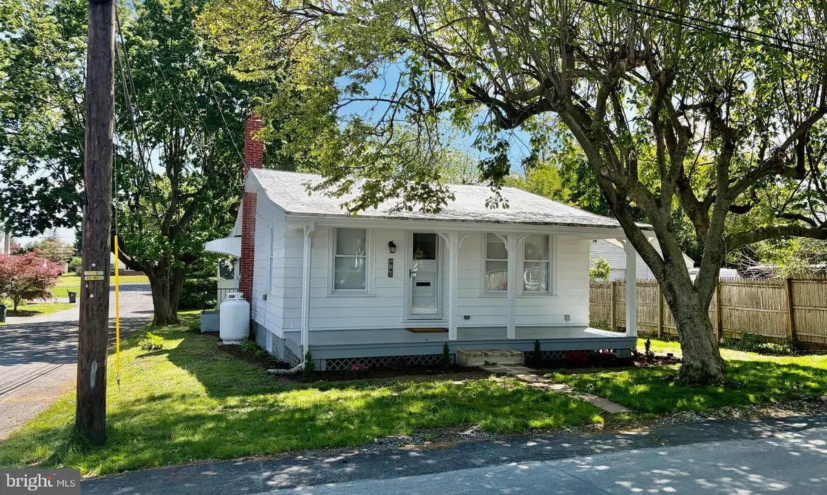 1746 Temple Ave, Lancaster, PA 17603 - #1