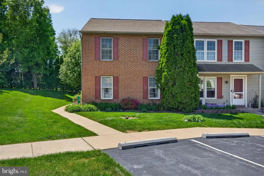 40 Battens Cir, Leola, PA 17540 - #2