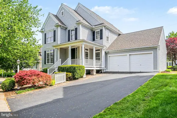 7 Thicket Ln, LANCASTER, PA 17602