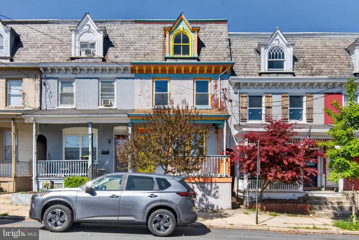 22 N Pine St, Lancaster, PA 17603 - #1