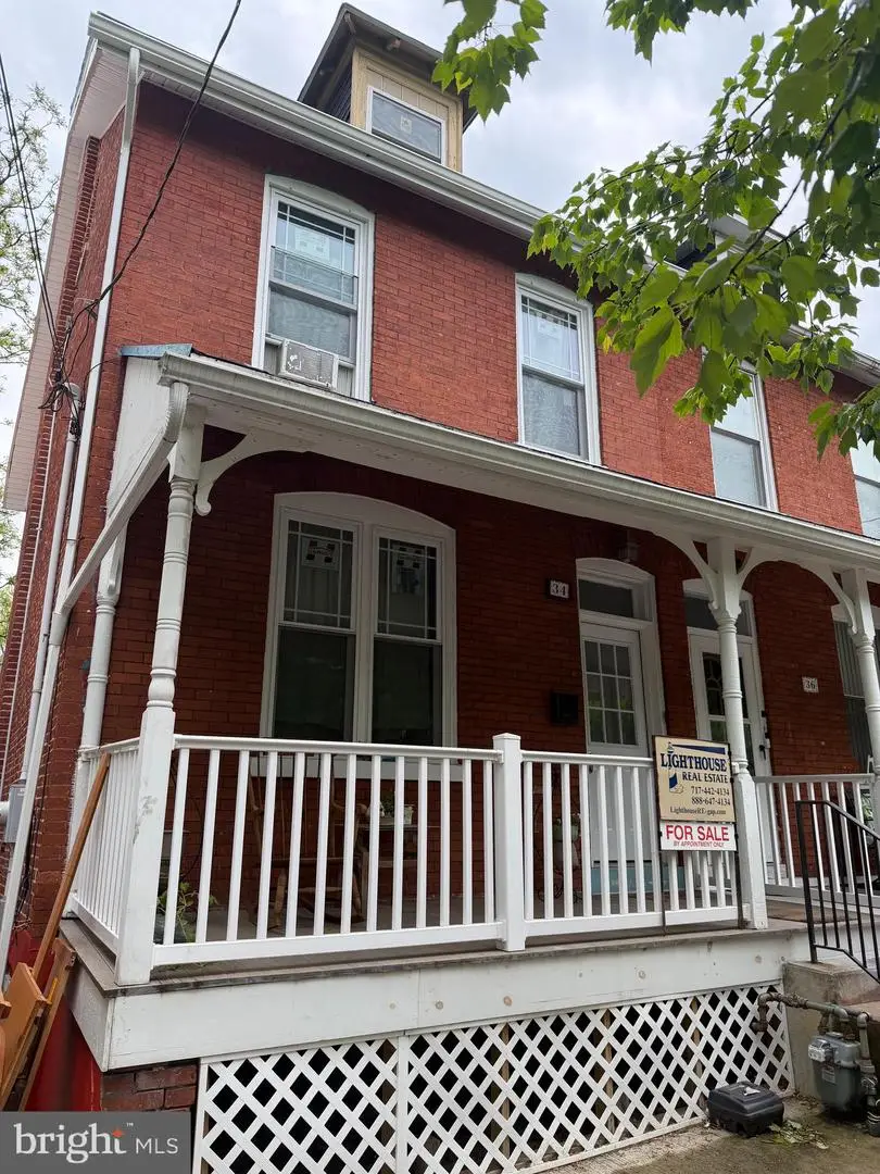 34 Green St, Lancaster, PA 17602 - #1