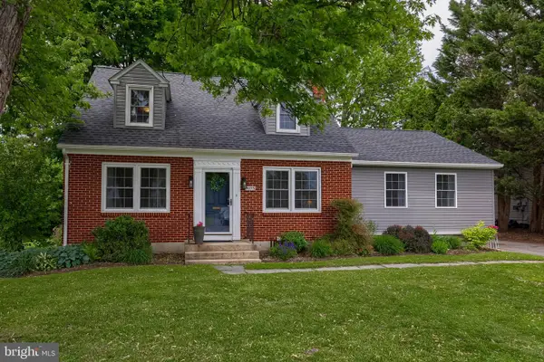 2033 Manor Ridge Dr, LANCASTER, PA 17603