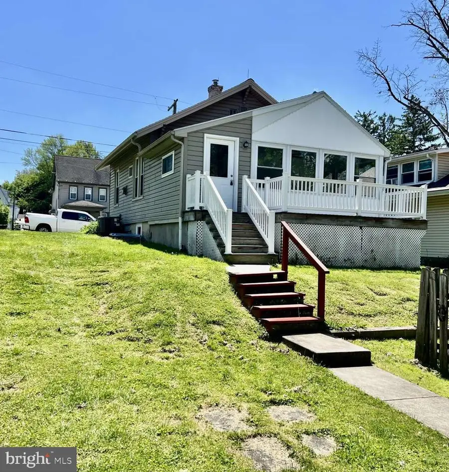 141 E Orange St, Elizabethtown, PA 17022 - #3