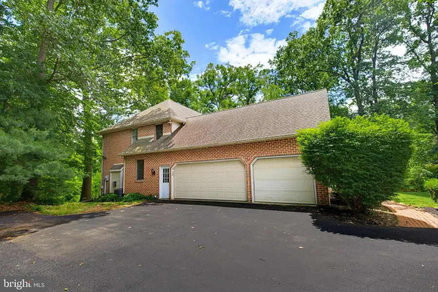 3276 Verdant Grv, Lancaster, PA 17601 - #2