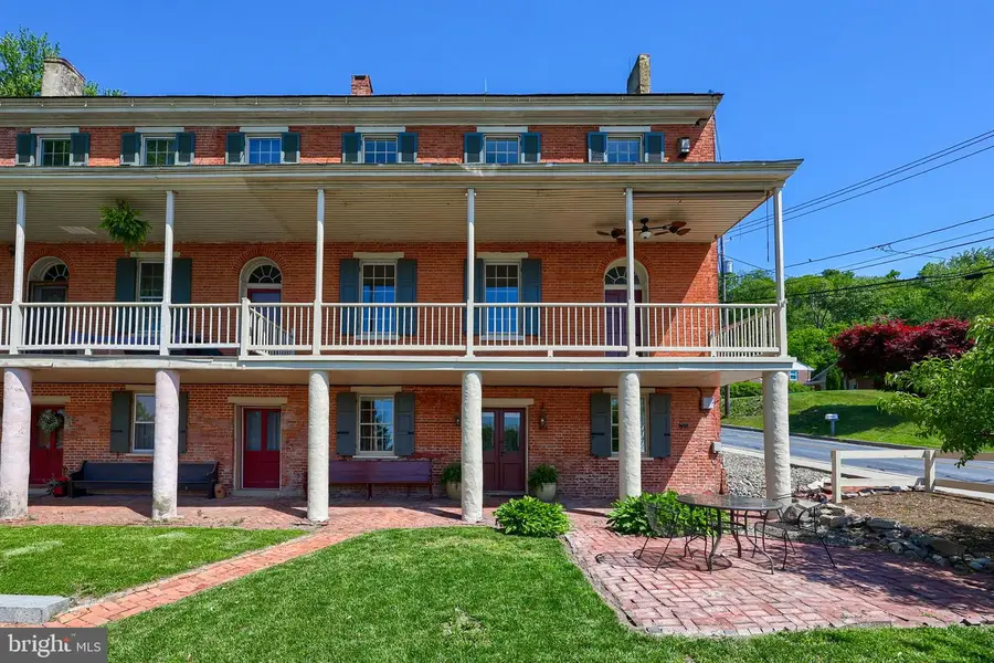 400 Kinderhook Rd, Columbia, PA 17512 - #3
