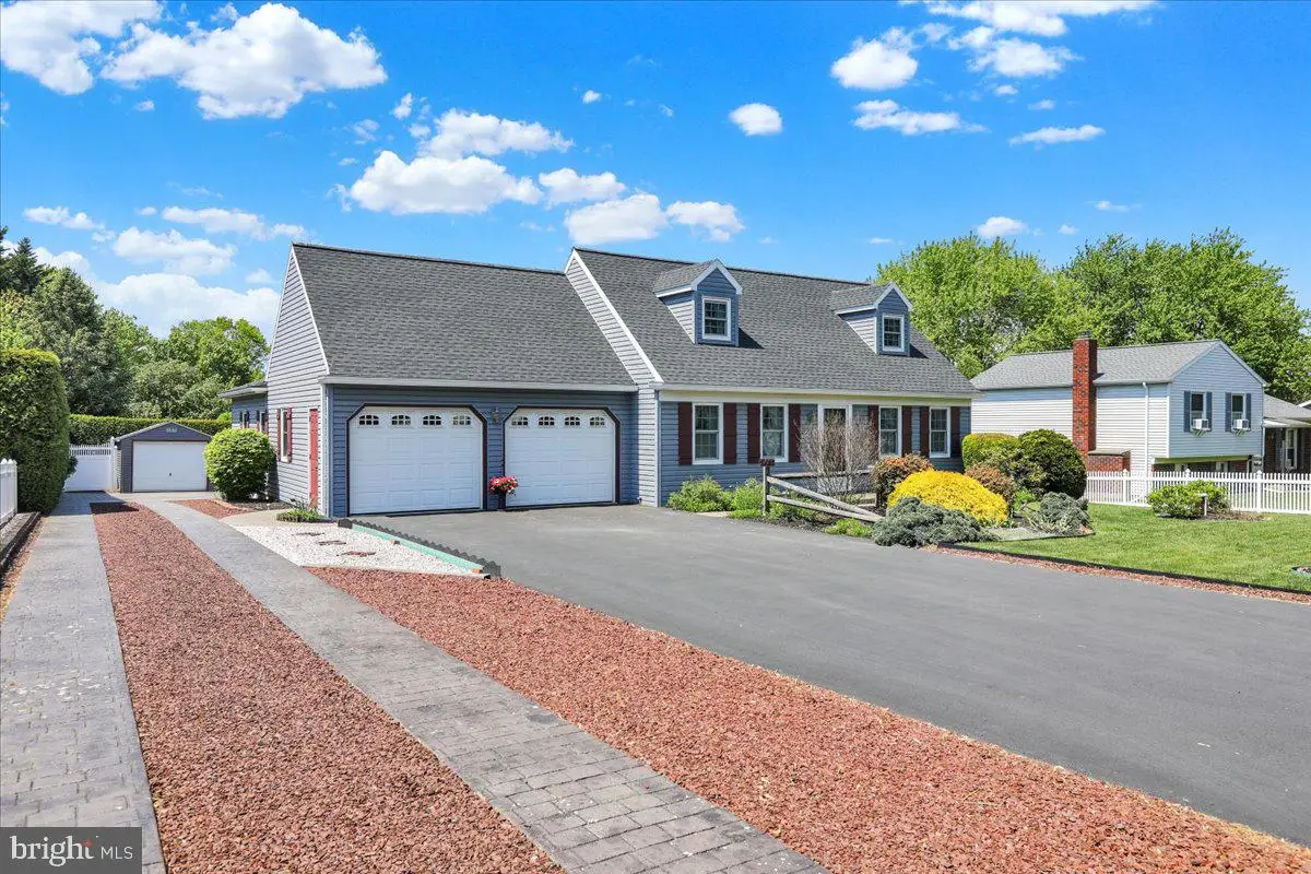 2487 Ellendale Dr, Lancaster, PA 17602 - #1
