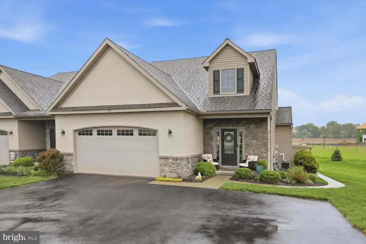 127 Anna Ln, Elizabethtown, PA 17022 - #1