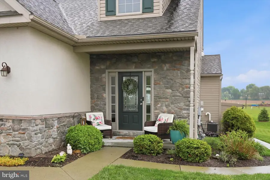 127 Anna Ln, Elizabethtown, PA 17022 - #2