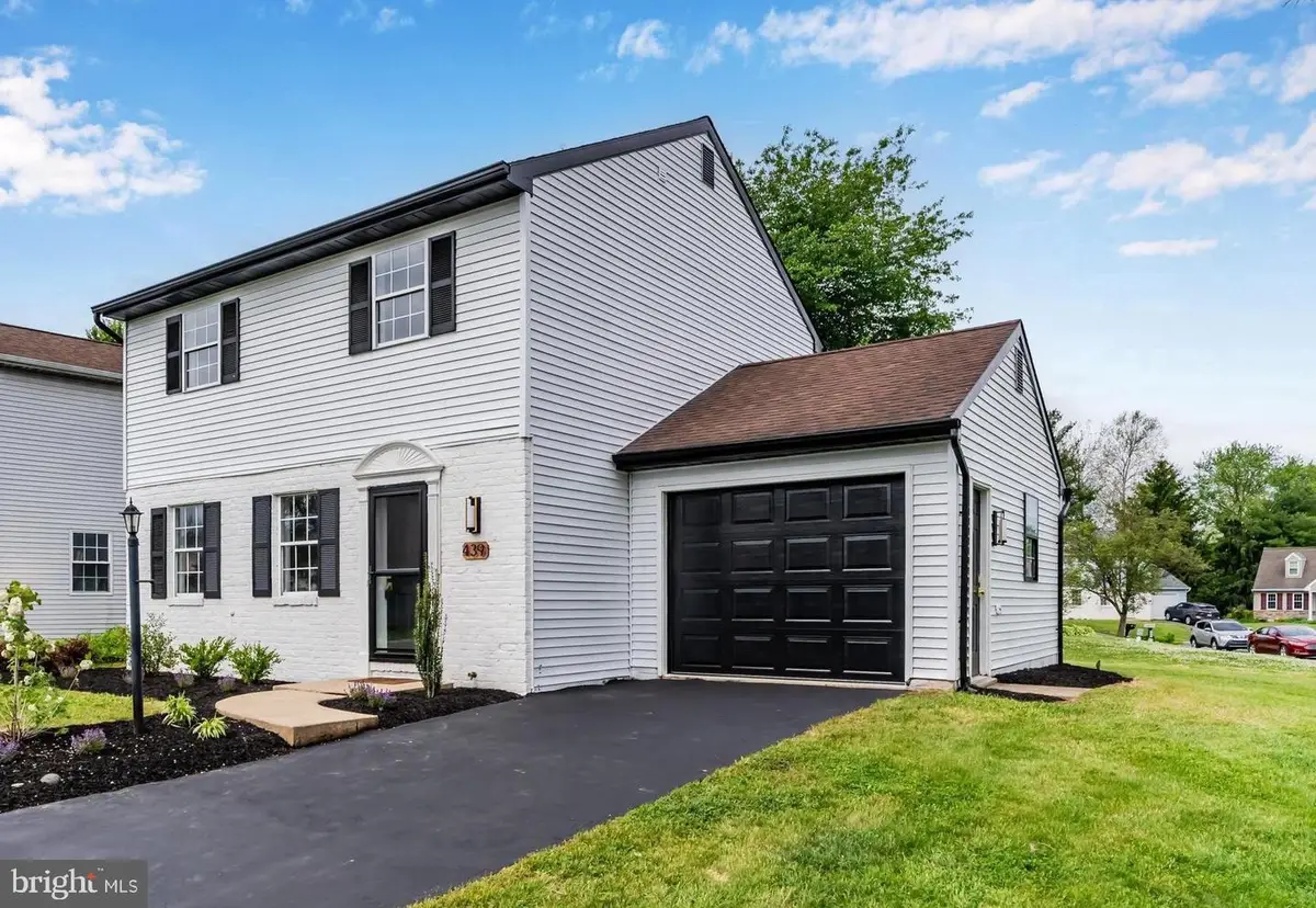 439 Coreopsis Dr, Lancaster, PA 17602 - #1