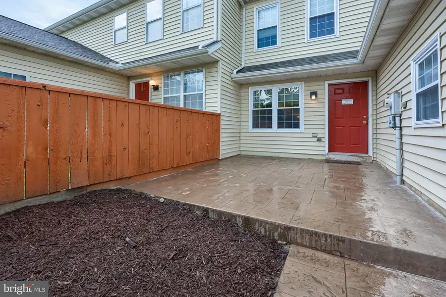 117 Treetops Dr, Lancaster, PA 17601 - #3