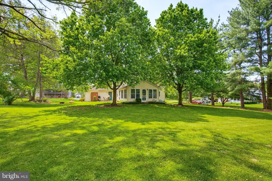 35 Pinewood Ave, Lititz, PA 17543 - #2