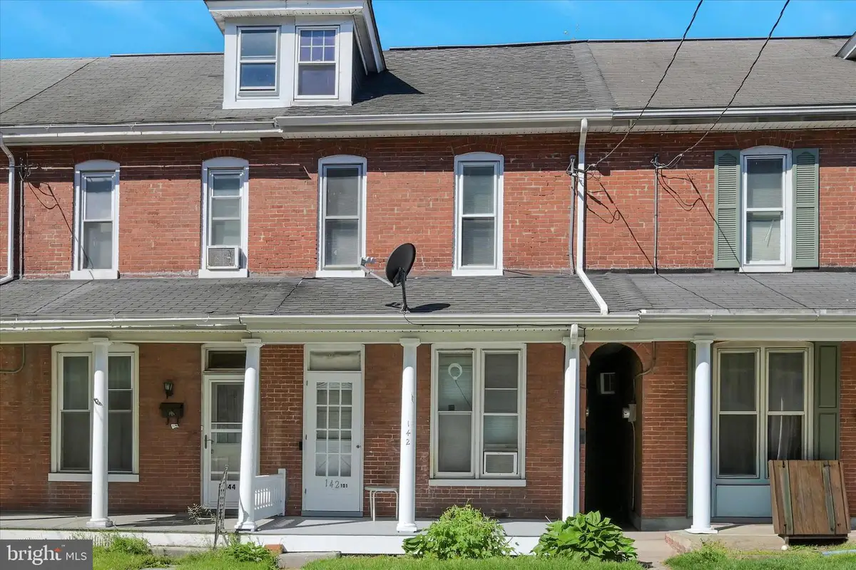 142 S Poplar St, Elizabethtown, PA 17022 - #1
