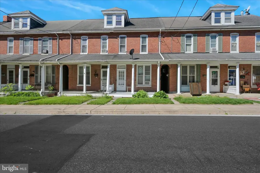 142 S Poplar St, Elizabethtown, PA 17022 - #2