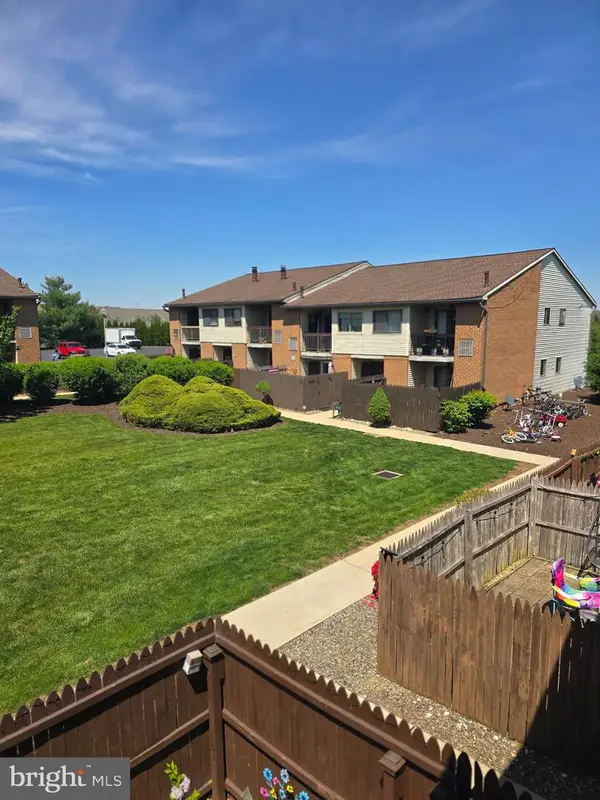 147 Lancaster Est, MOUNT JOY, PA 17552