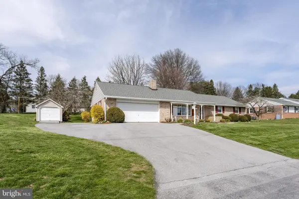 133 Summitville Rd, NEW HOLLAND, PA 17557