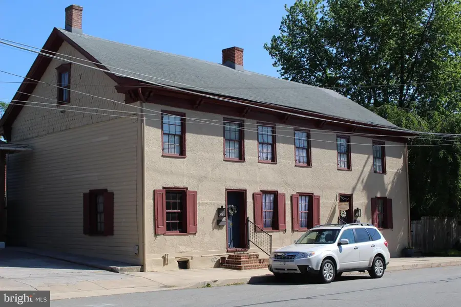 110-114 E Market St, Marietta, PA 17547 - #2