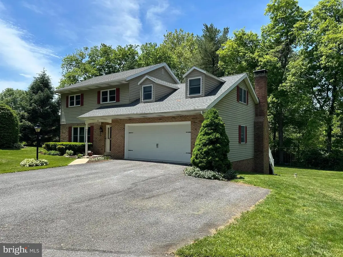 583 Miller Rd, Elizabethtown, PA 17022 - #1