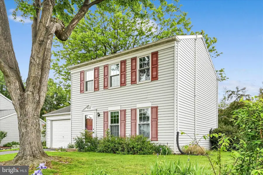 433 Springfield Ct, Lititz, PA 17543 - #2