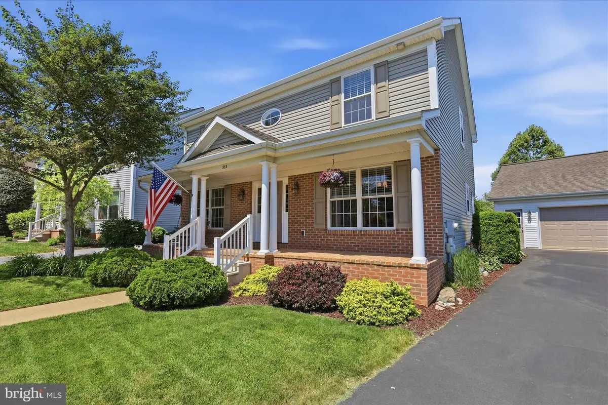 533 Thornberry Ln, Lititz, PA 17543 - #1