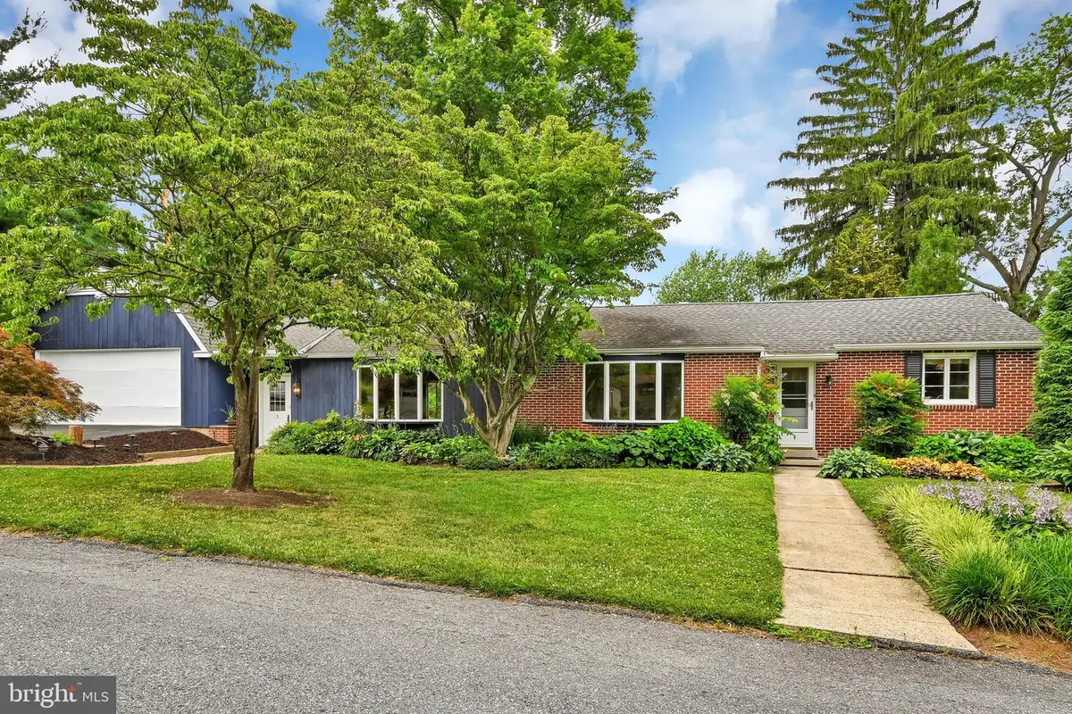 156 Conestoga Blvd, Lancaster, PA 17602 - #1