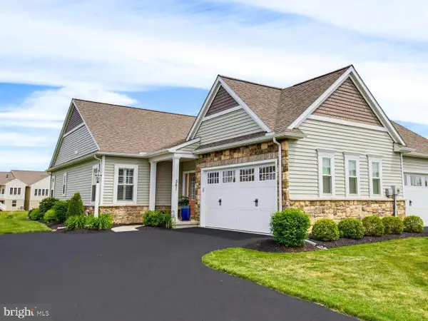 361 Meadow Rose Dr, LITITZ, PA 17543