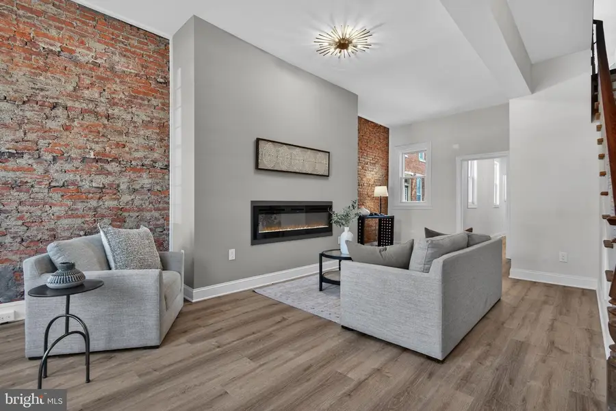 823 N Queen, Lancaster, PA 17603 - #2