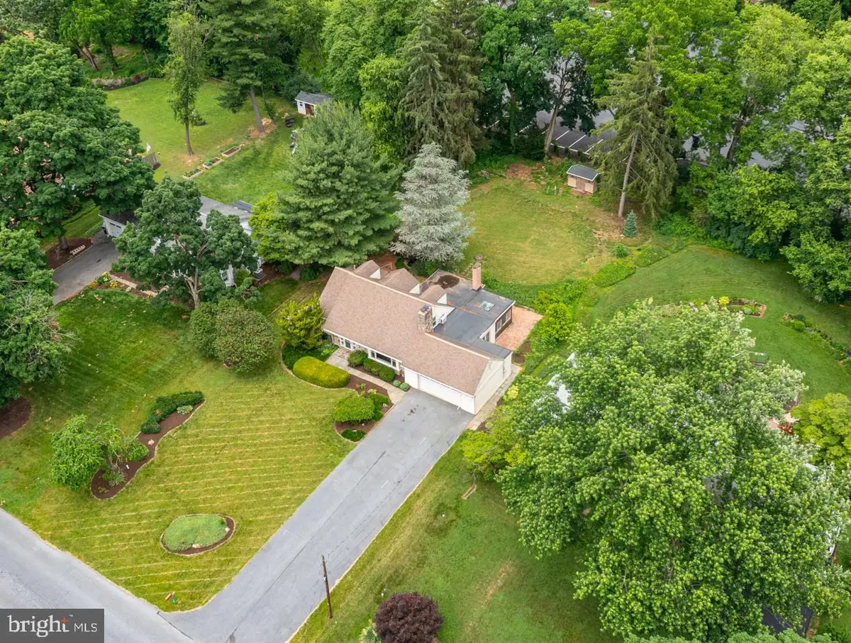 1429 Sunset Dr, Lancaster, PA 17601 - #1