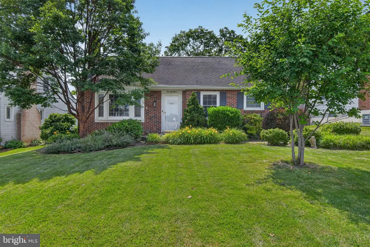 73 N Duke St, Millersville, PA 17551 - #1