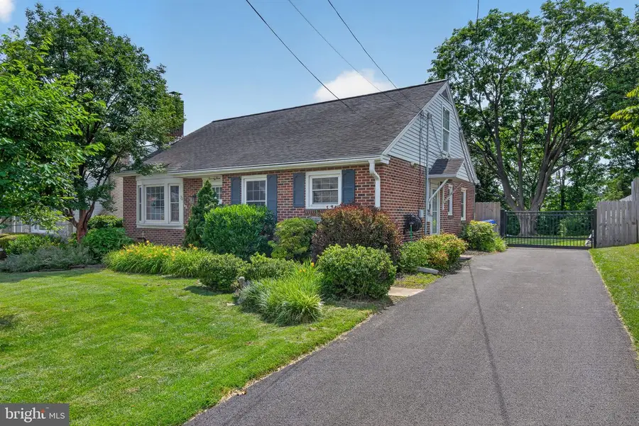 73 N Duke St, Millersville, PA 17551 - #3