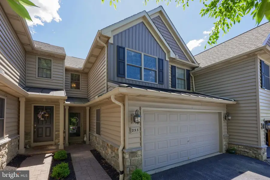 253 Fieldcrest Ln, Ephrata, PA 17522 - #3