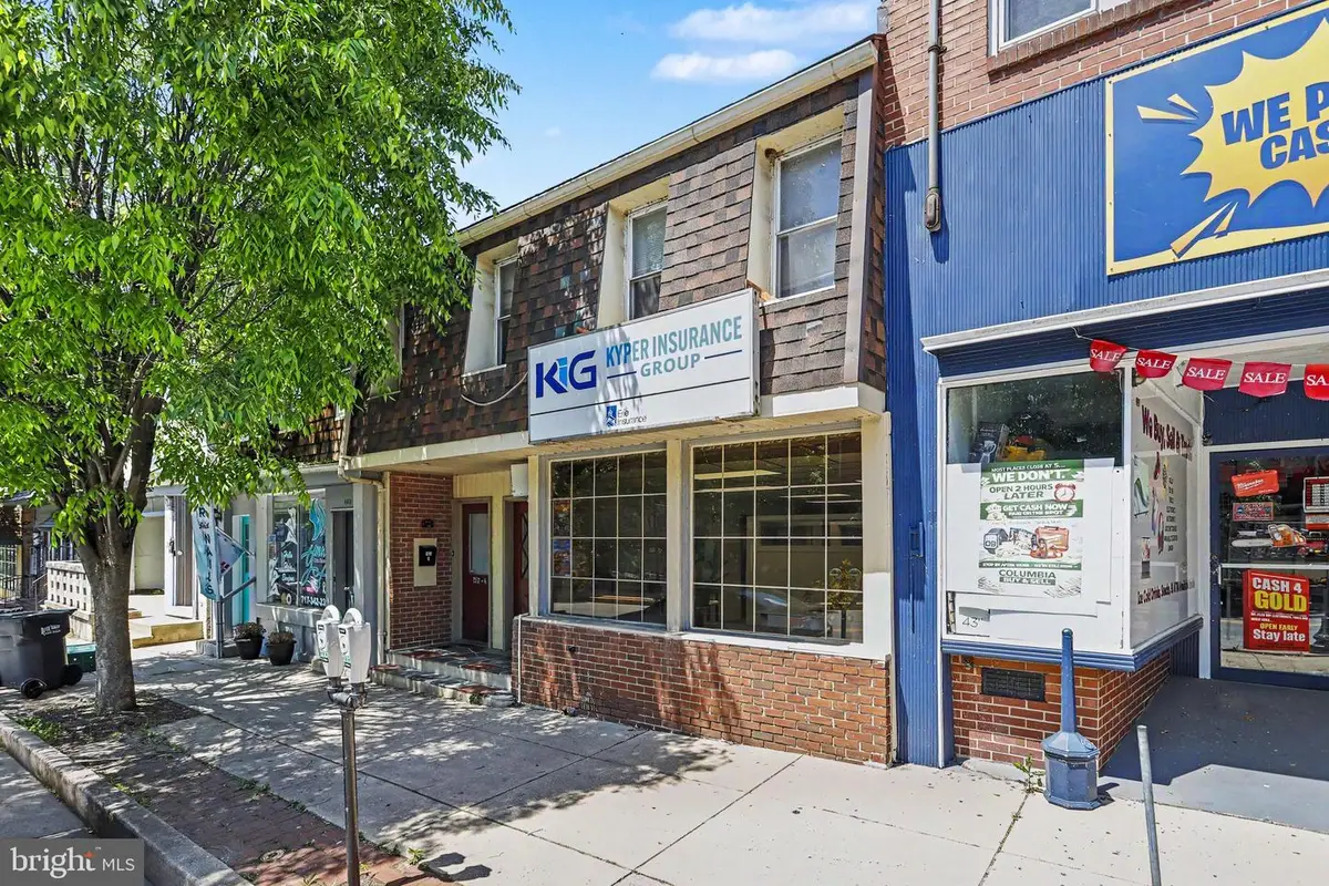 465 Locust St, Columbia, PA 17512 - #1