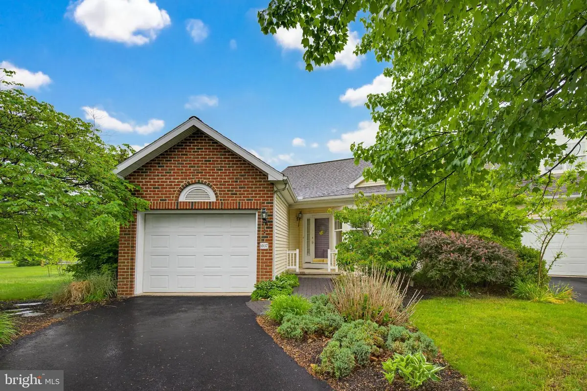 1037 Kent Garden, Lititz, PA 17543 - #1