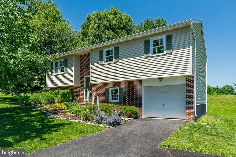 316 Snavely Mill Rd, Lititz, PA 17543 - #3