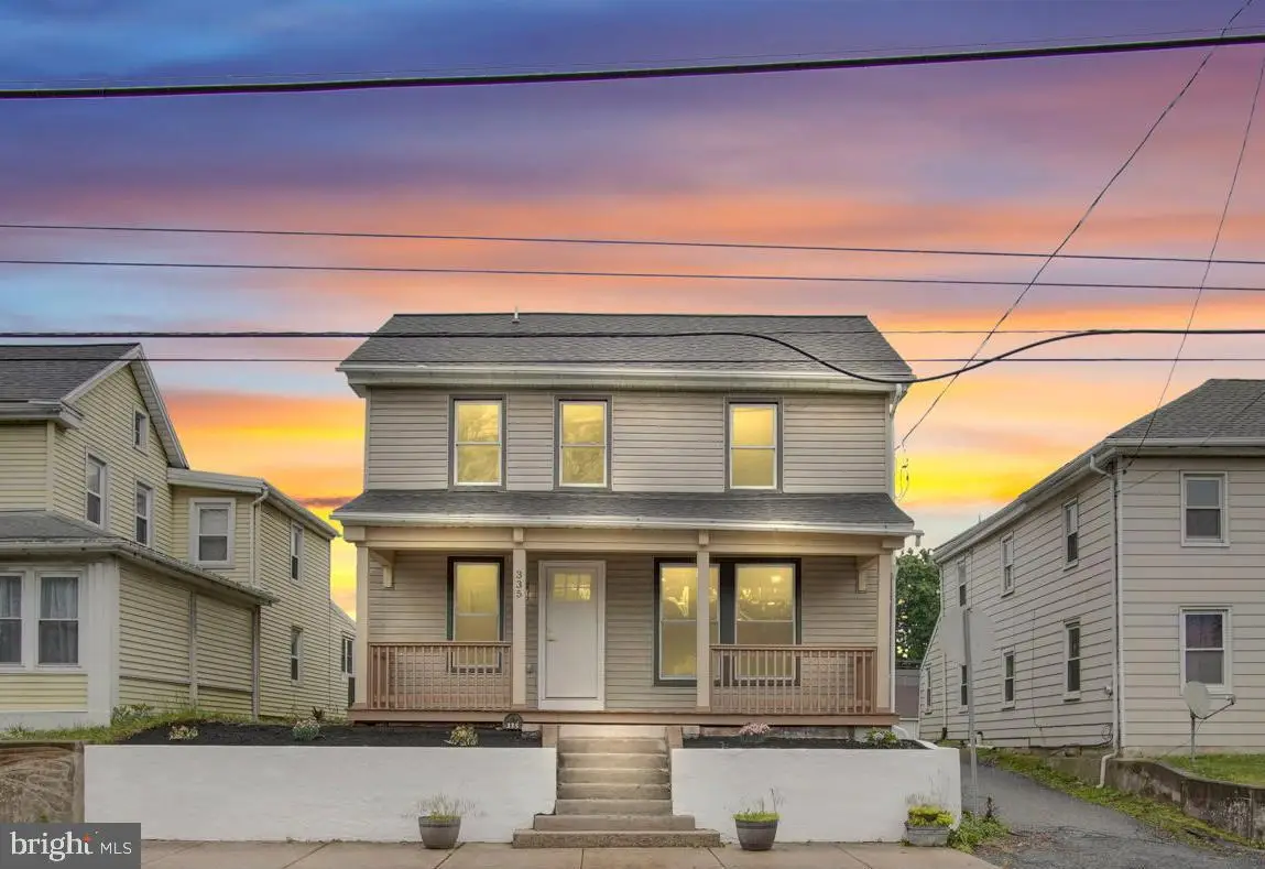 335 N Market St, Elizabethtown, PA 17022 - #1