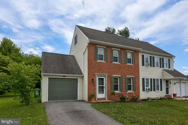 14 Hemlock Ln, STRASBURG, PA 17579
