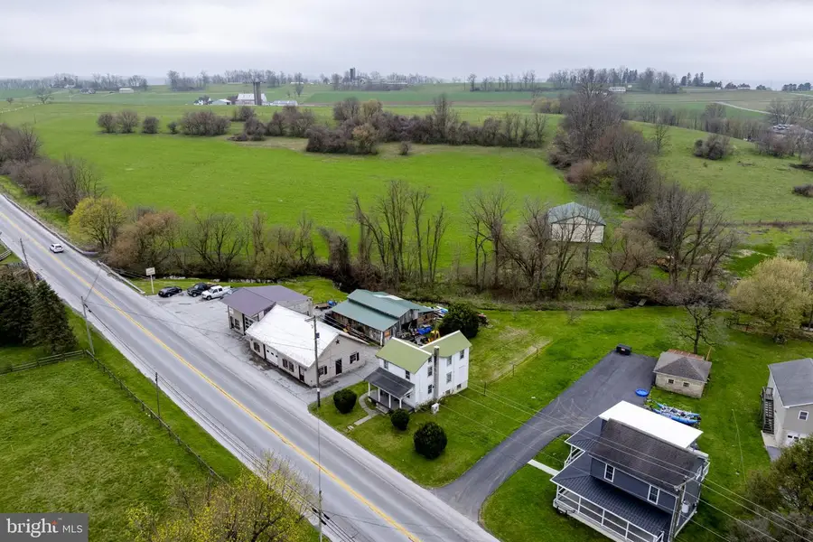 5242 Old Philadelphia Pike, Kinzers, PA 17535 - #3