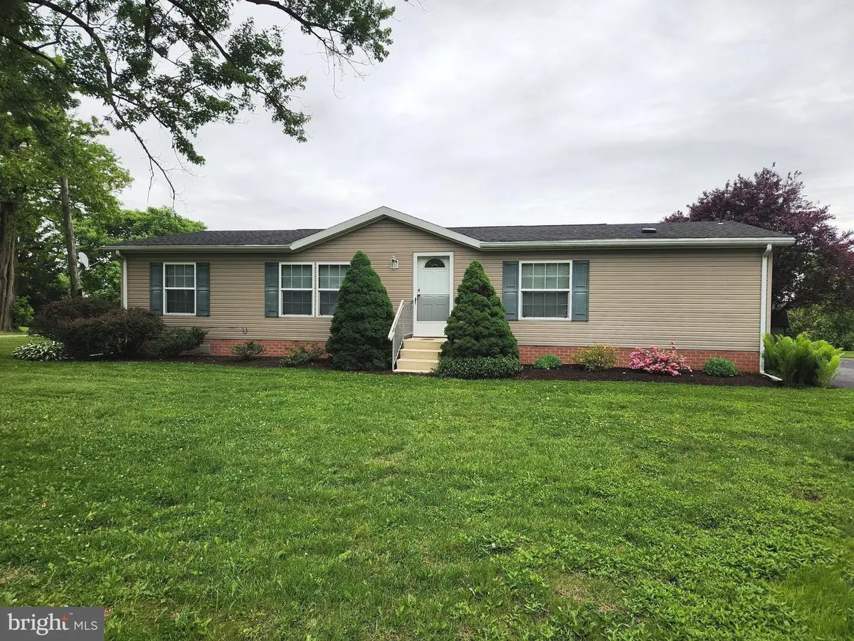 1207 Mount Gretna Rd, Elizabethtown, PA 17022 - #1