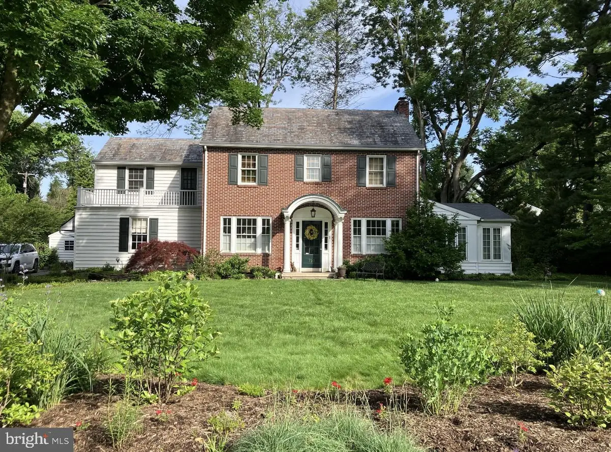 710 Wilson Dr, Lancaster, PA 17603 - #1