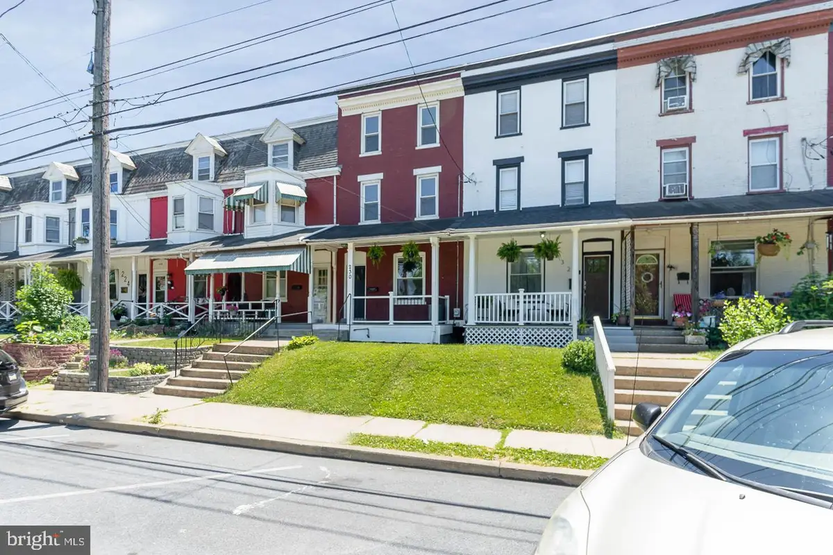 230 W Liberty St, Lancaster, PA 17603 - #1