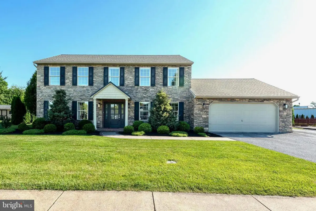 515 High Point Dr, Denver, PA 17517 - #1