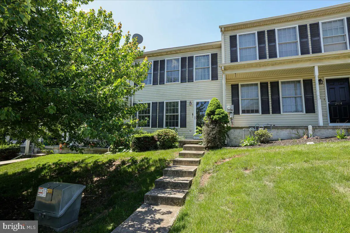 2412 Rob Dr, Mount Joy, PA 17552 - #1