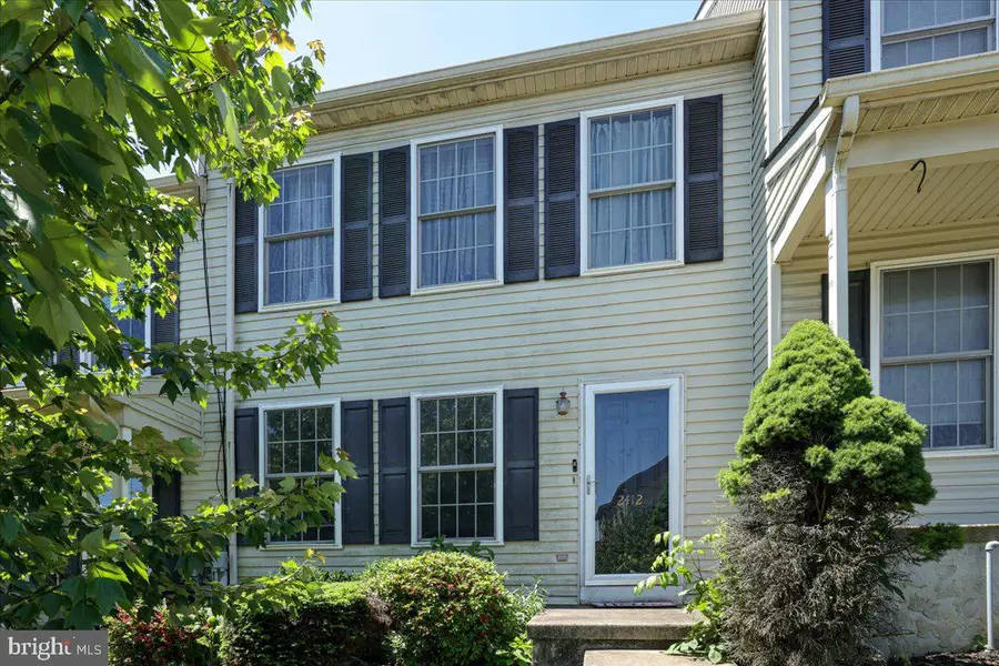 2412 Rob Dr, Mount Joy, PA 17552 - #2