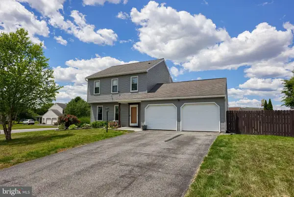 53 Rosewood Dr, BROWNSTOWN, PA 17508