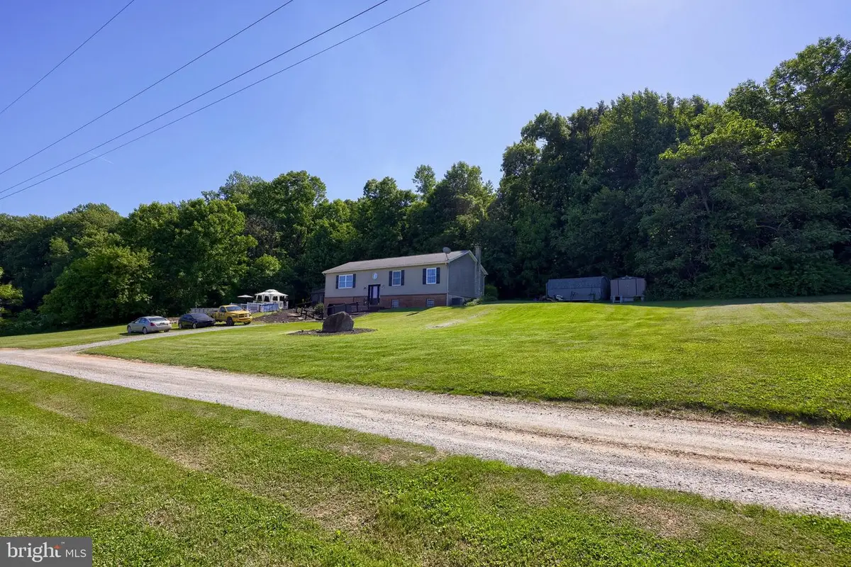 942-d Buck Rd, Quarryville, PA 17566 - #1