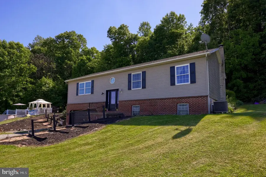 942-d Buck Rd, Quarryville, PA 17566 - #2