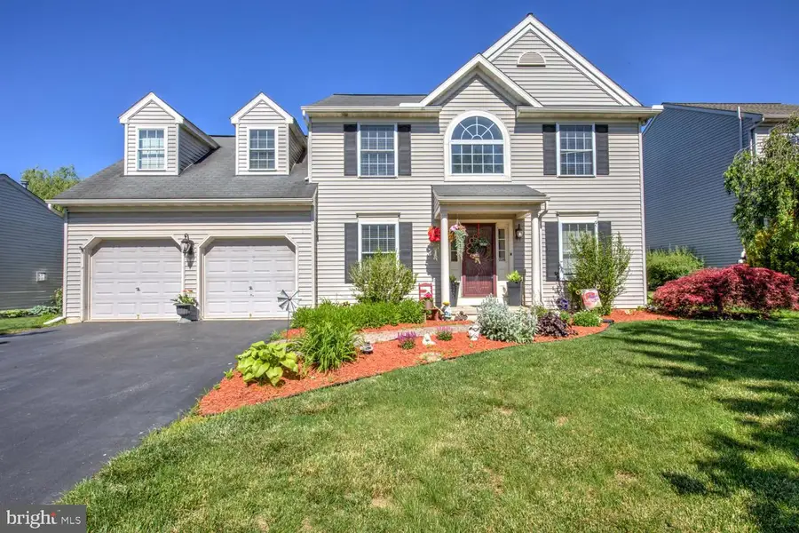 234 Andover Ln, Lititz, PA 17543 - #2