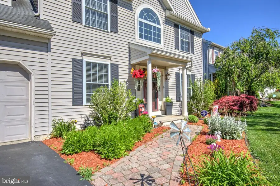 234 Andover Ln, Lititz, PA 17543 - #3