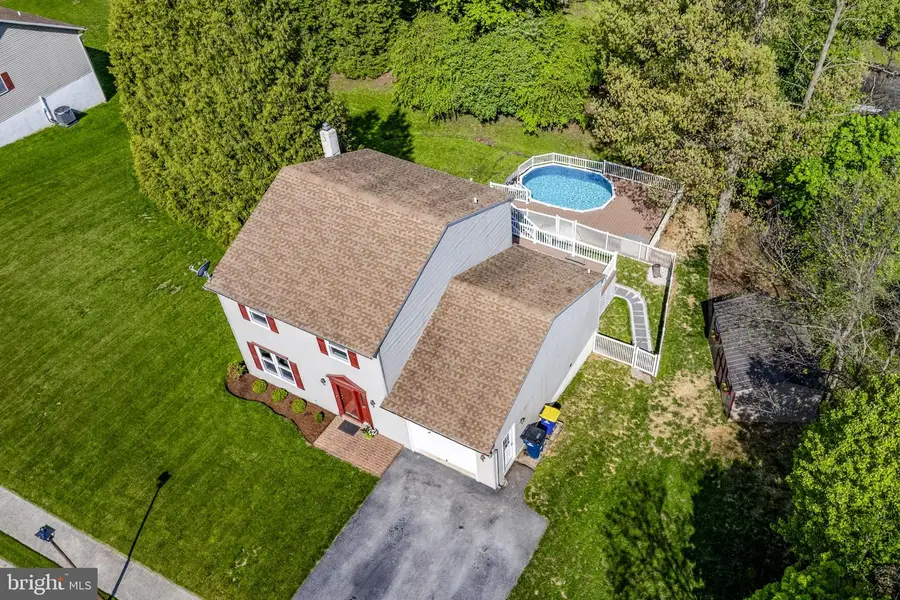 107 Lynwood St, Terre Hill, PA 17581 - #3