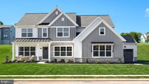 316 Goshawks Rd, DENVER, PA 17517